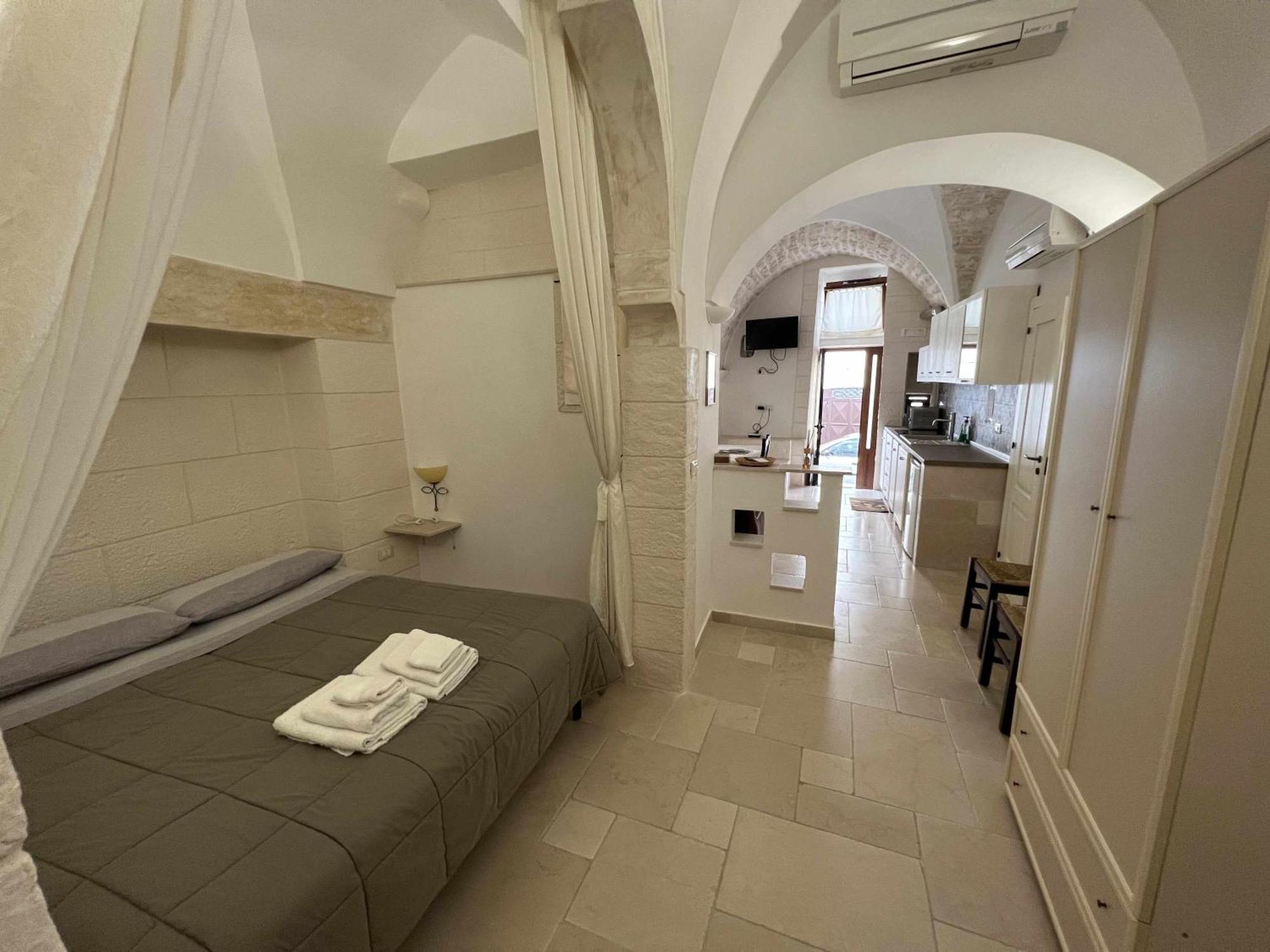 La Rosa D Ernesto Wifi Free 3 Sleeping Places Ostuni Exterior foto